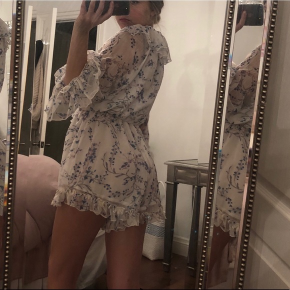 Floral romper✨ - Picture 2 of 4